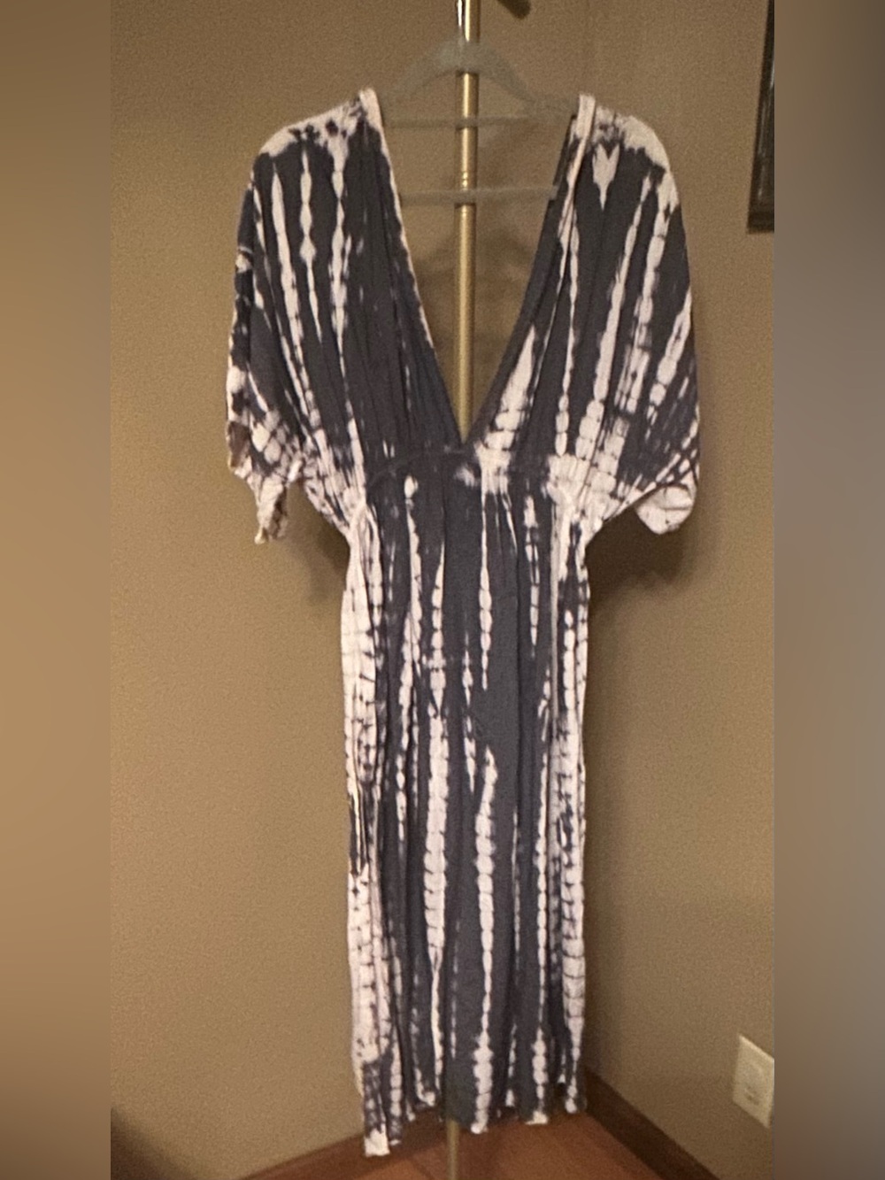Raviya Navy & White Tie-Dye V-Neck Coverup Dress